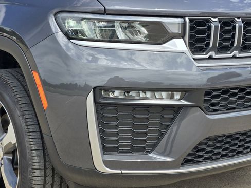 New 2026 Jeep Grand Cherokee L Limited RWD image 9