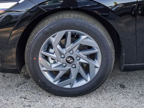 New 2026 Hyundai Elantra Blue image 10