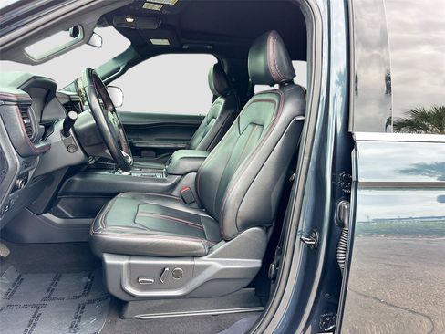 Used 2024 Ford Expedition Limited RWD image 22
