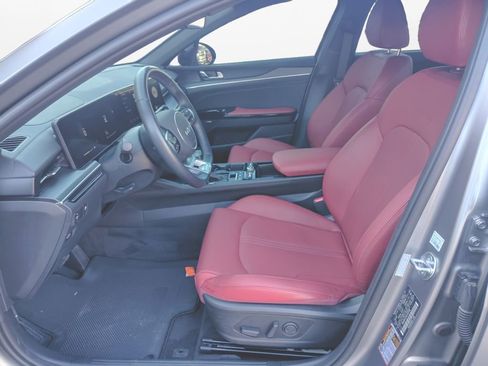 Used 2025 Kia K5 GT-Line w/ GT-Line Premium Package image 18