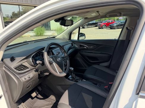 Certified 2022 Buick Encore Preferred w/ Safety Package AWD/4WD image 11