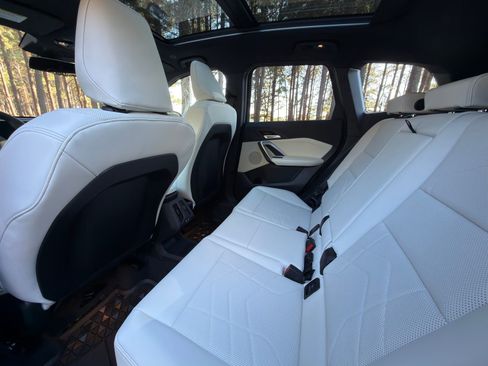 New 2026 BMW X1 xDrive28i w/ Technology Package image 15