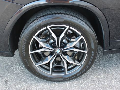 Used 2023 BMW X4 xDrive30i w/ M Sport Package image 36