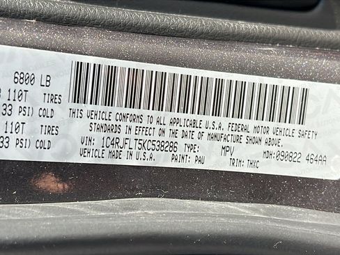 Used 2019 Jeep Grand Cherokee Trailhawk AWD/4WD image 30