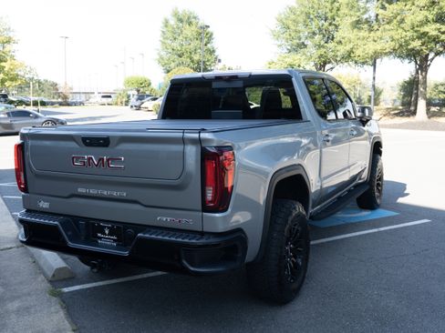 Used 2023 GMC Sierra 1500 AT4X image 5