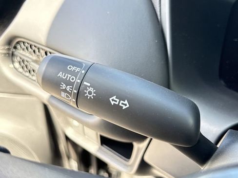 New 2026 Honda HR-V LX image 32