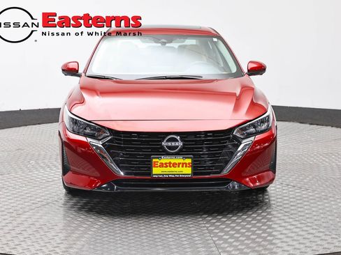 Used 2024 Nissan Sentra SV w/ SV Premium Package FWD image 2
