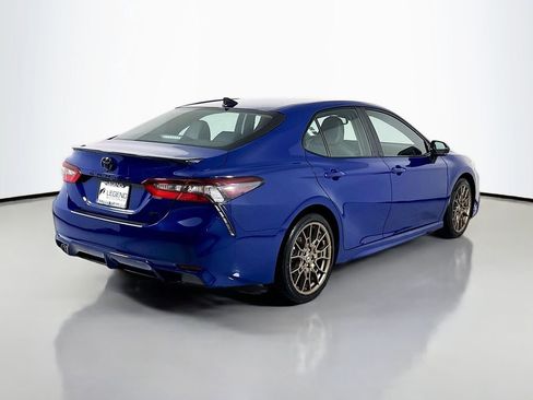 Used 2023 Toyota Camry SE w/ Convenience Package image 5