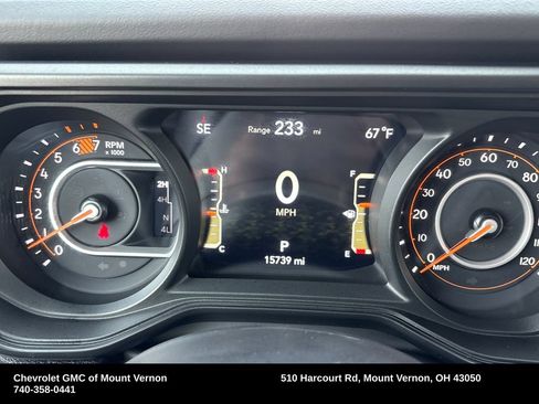 Used 2026 Jeep Wrangler Unlimited Sahara AWD/4WD image 18