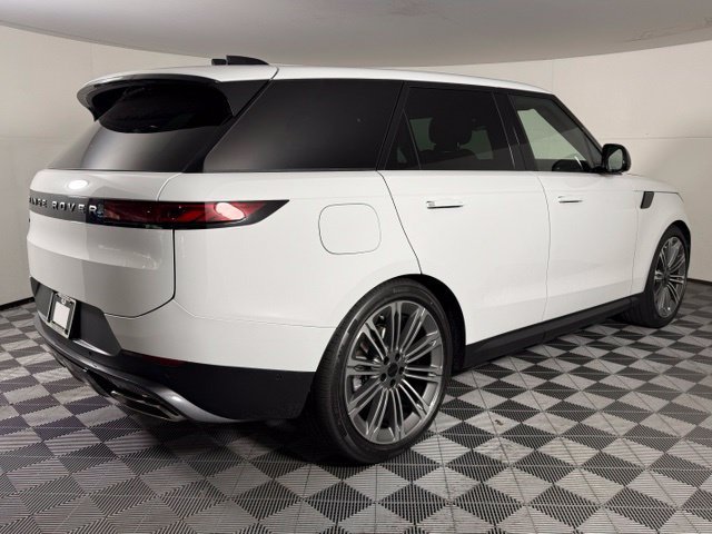 New 2027 Land Rover Range Rover Sport SE AWD/4WD image 7