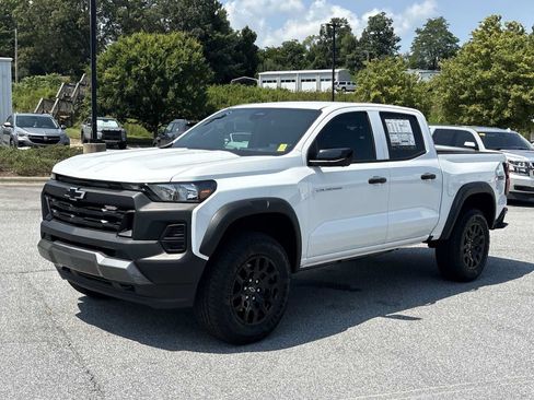 New 2026 Chevrolet Colorado Trail Boss AWD/4WD image 2