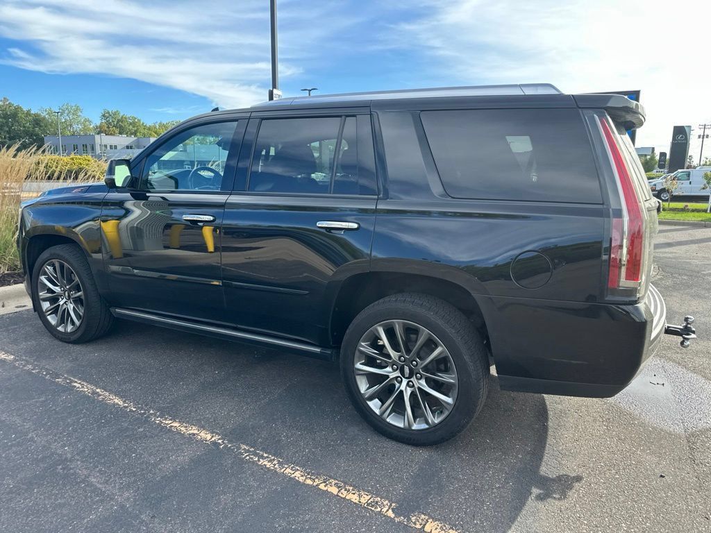 Used 2020 Cadillac Escalade Platinum w/ Escalade Sport Edition AWD/4WD image 22