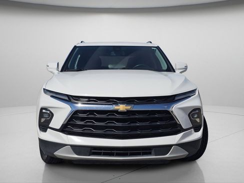 Used 2024 Chevrolet Blazer LT AWD/4WD image 3