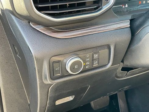Used 2021 Ford Explorer Limited w/ Equipment Group 301A AWD/4WD image 11