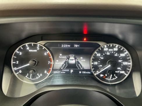 Used 2023 Nissan Rogue SV FWD image 12