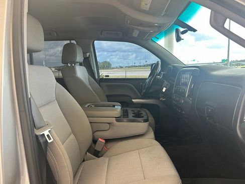 Used 2018 Chevrolet Silverado 1500 LT w/ All Star Edition RWD image 18