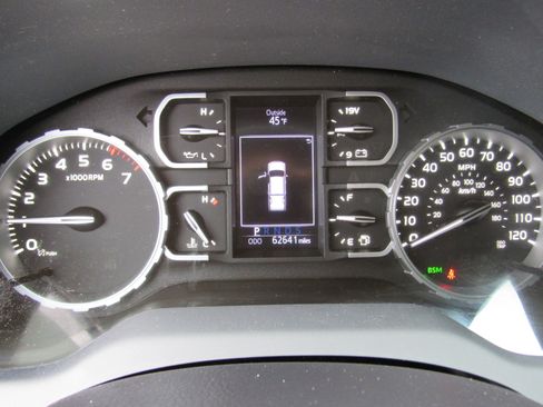 Used 2019 Toyota Tundra Limited w/ Limited Premium Package image 15