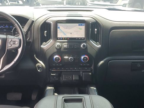 Used 2021 GMC Sierra 1500 AT4 w/ AT4 Value Package AWD/4WD image 18