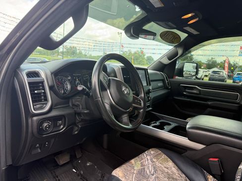 Used 2020 RAM 1500 Big Horn AWD/4WD image 13