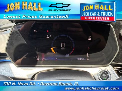 Used 2025 Chevrolet Trax LT w/ Driver Confidence Package FWD image 22