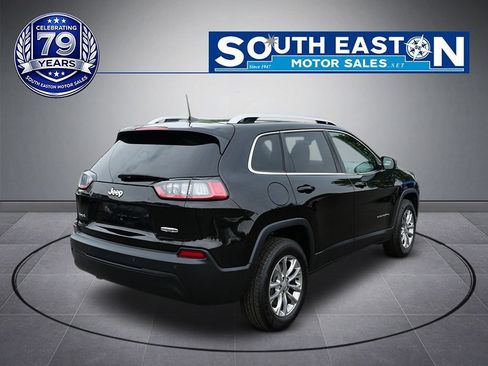 Used 2021 Jeep Cherokee Latitude Plus w/ Sun & Sound Group AWD/4WD image 6