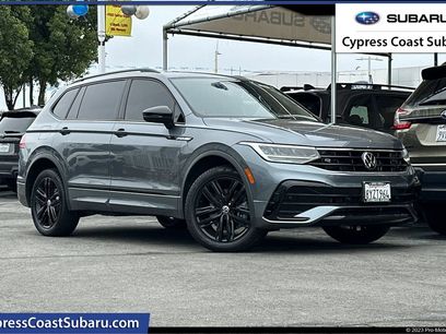 Used 2022 Volkswagen Tiguan SE R-Line