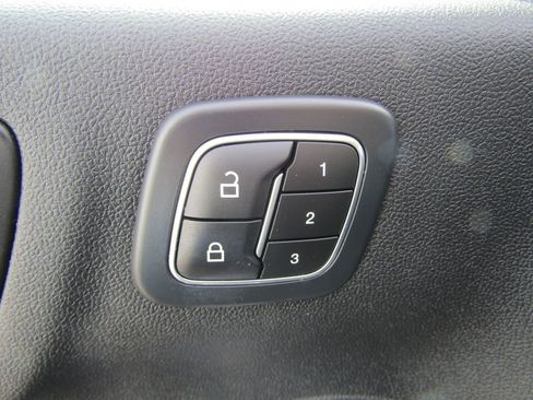 Used 2023 Ford Escape ST-Line Select w/ Tech Pack #2 AWD/4WD image 20