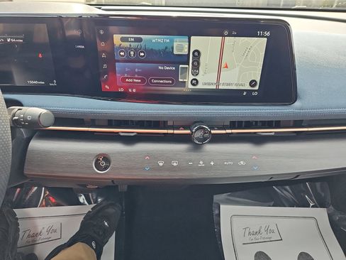 Used 2023 Nissan Ariya PLATINUM+ image 21