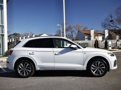 Used 2025 Audi Q5 2.0T Premium Plus w/ Premium Plus Package image 4