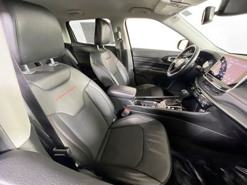 Used 2022 Jeep Compass Trailhawk w/ Trailhawk Convenience Group AWD/4WD image 25