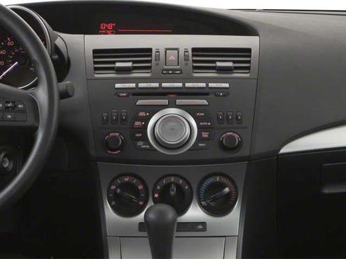 Used 2010 MAZDA MAZDA3 i Touring FWD image 8