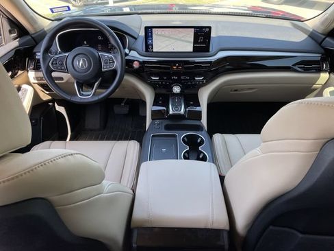 Used 2025 Acura MDX FWD image 9