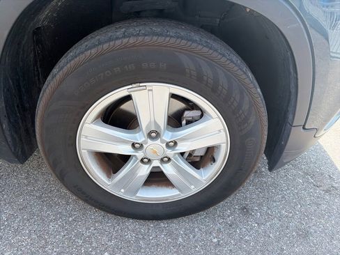 Used 2022 Chevrolet Trax LT AWD/4WD image 9