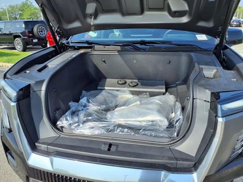 New 2026 GMC Sierra EV Denali image 27