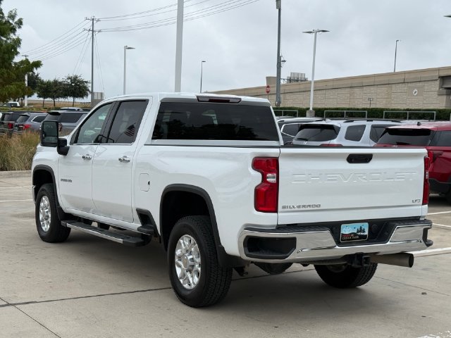 Used 2022 Chevrolet Silverado 2500 LTZ w/ Z71 Off-Road Package AWD/4WD image 4