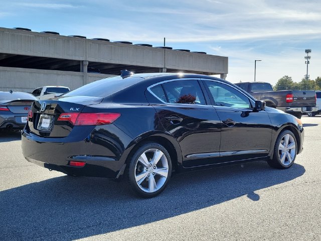 Used 2015 Acura ILX FWD image 4