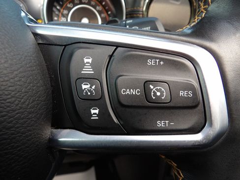 Used 2021 Jeep Wrangler Unlimited Sahara image 13