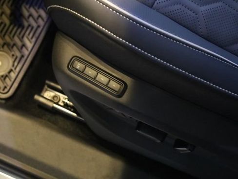 New 2026 Volkswagen Tiguan SEL R-Line image 10