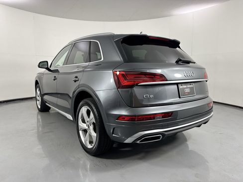 Used 2022 Audi Q5 2.0T Premium Plus w/ Premium Plus Package AWD/4WD image 5