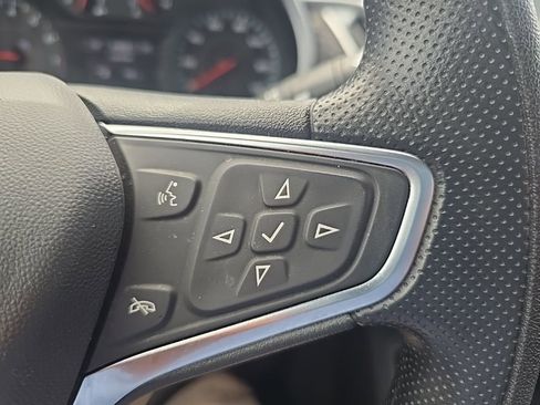 Used 2024 Chevrolet Malibu LT image 12