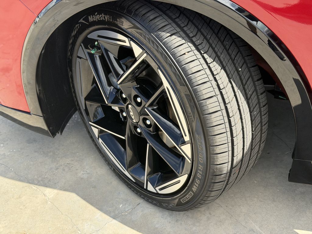 Certified 2026 Kia K4 EX FWD image 33