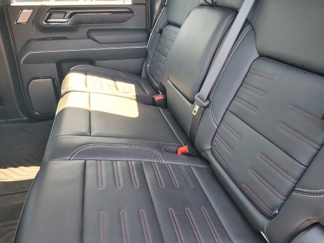 Used 2025 GMC Sierra 2500 AT4X w/ AT4X AEV Edition AWD/4WD image 13