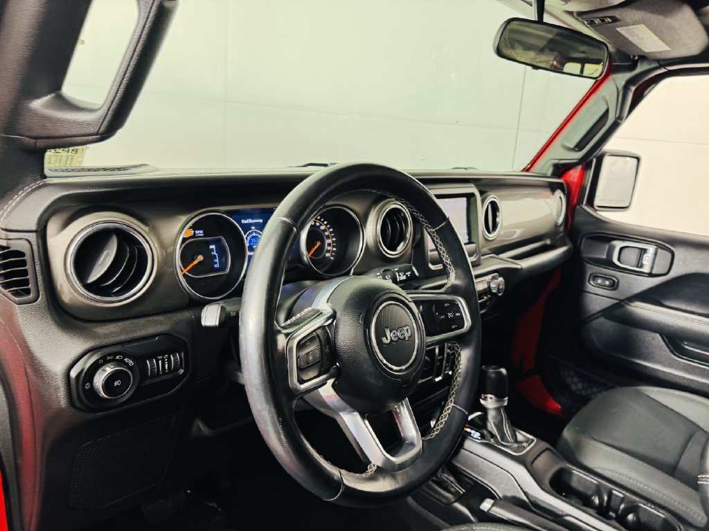 Used 2021 Jeep Wrangler Unlimited Sahara AWD/4WD image 9