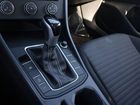 Certified 2024 Volkswagen Jetta S image 24