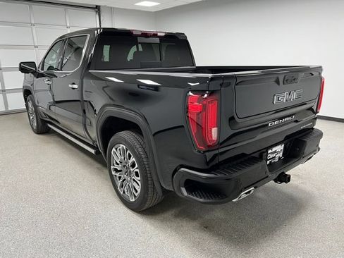 Used 2023 GMC Sierra 1500 Denali Ultimate AWD/4WD image 7