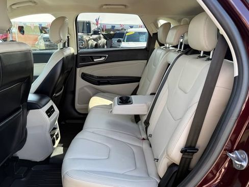 Used 2018 Ford Edge Titanium w/ Ford Safe & Smart Package AWD/4WD image 10