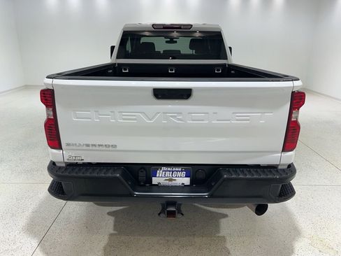 Used 2022 Chevrolet Silverado 2500 W/T w/ WT Convenience Package AWD/4WD image 4