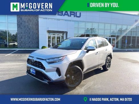Used 2024 Toyota RAV4 SE AWD/4WD image 1