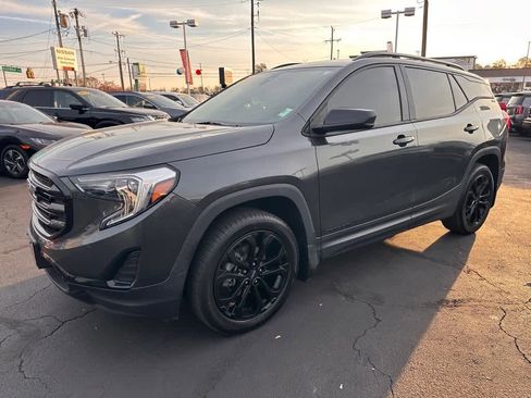 Used 2020 GMC Terrain SLE w/ Driver Convenience Package image 7