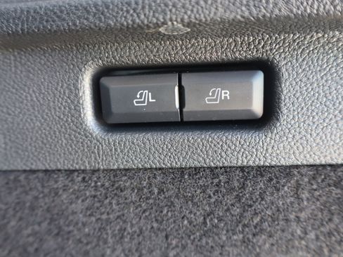 Used 2024 Lincoln Corsair AWD w/ Equipment Group 101A image 29